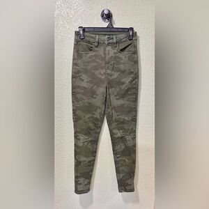 American Eagle Outfitters Camo Skinny Jeans